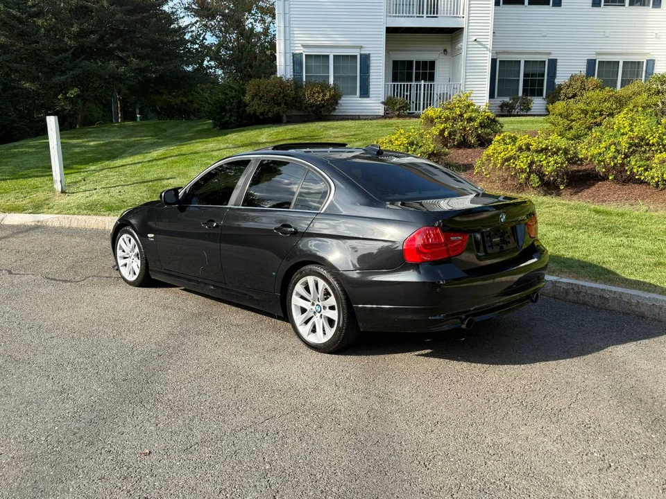2009 BMW E90 335i Sedan - Image 4 of 16