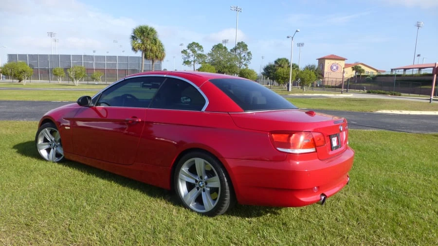 2009 BMW E93 335i Convertible - Image 3 of 5