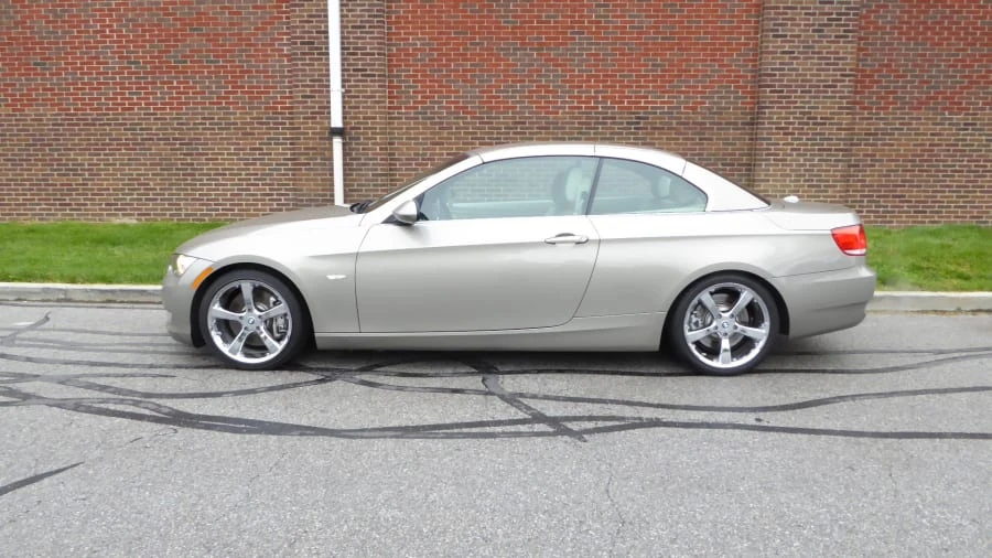 2009 BMW E93 335i Convertible - Image 2 of 11