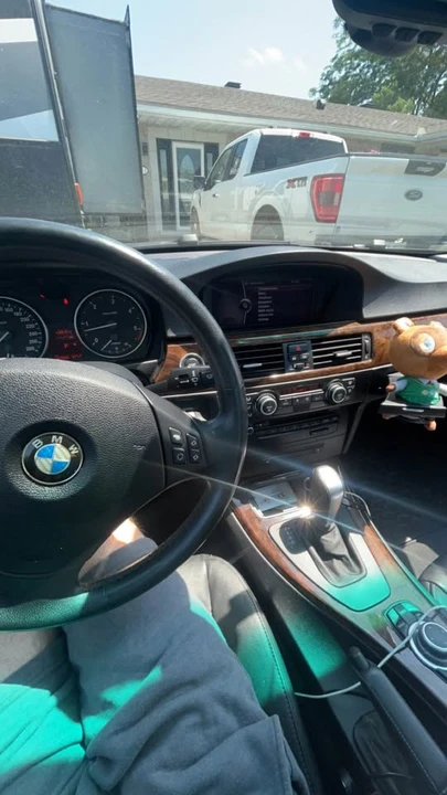 2009 BMW E90 335i Sedan - Image 3 of 9