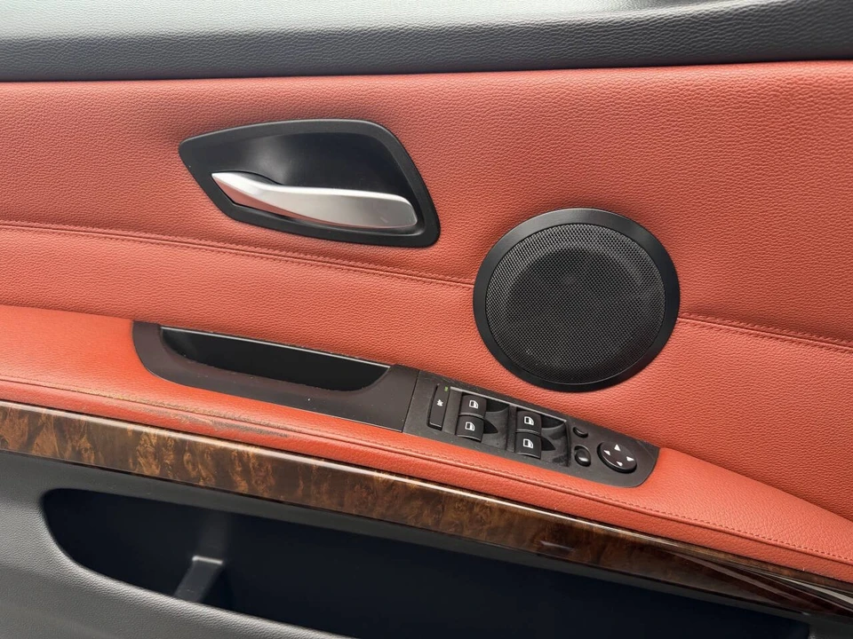 2009 BMW E90 3 Series Sedan - Image 13 of 17