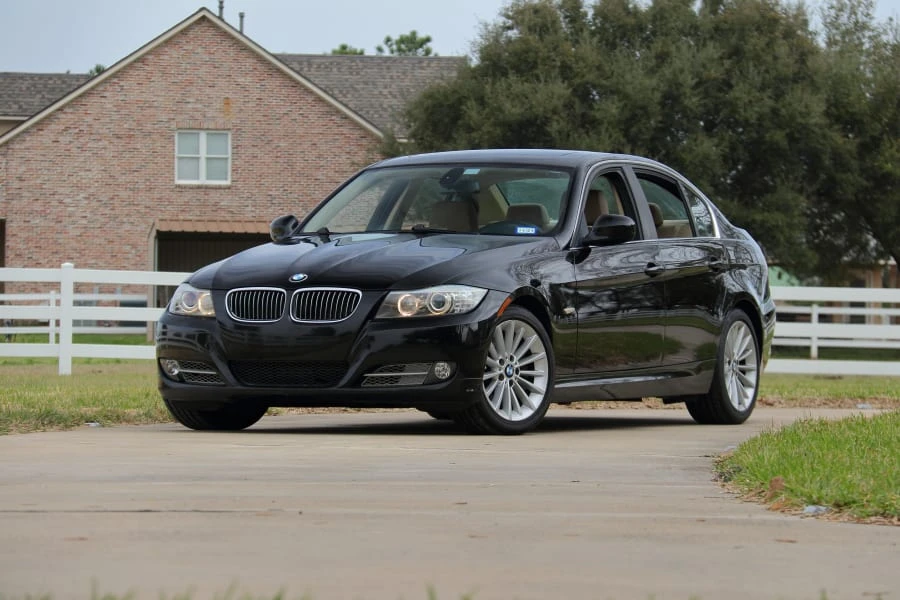 2009 BMW E90 3 Series Sedan - Image 10 of 29