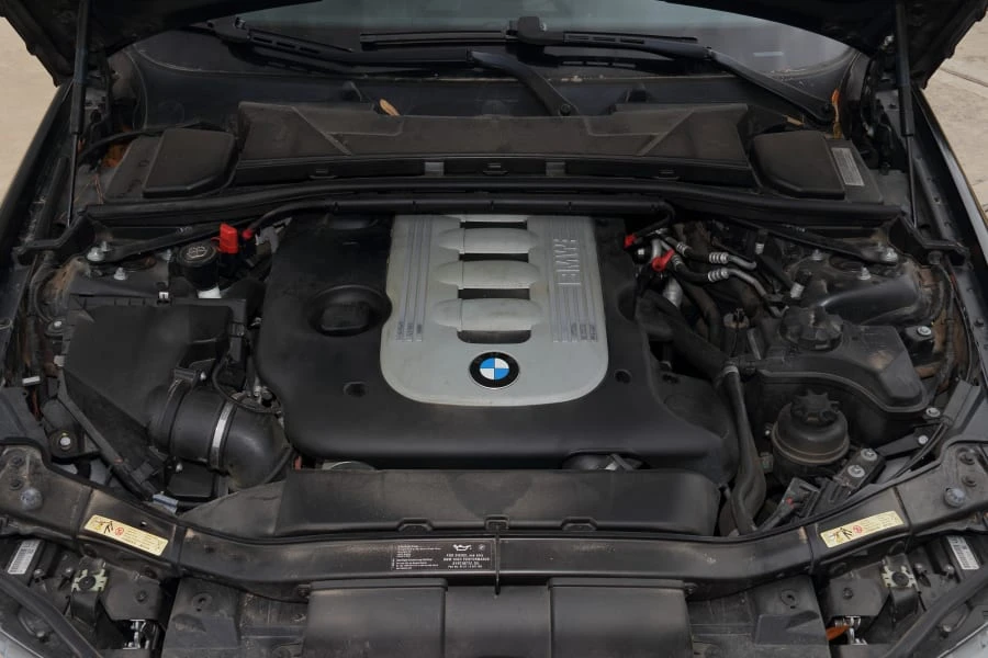 2009 BMW E90 3 Series Sedan - Image 29 of 29
