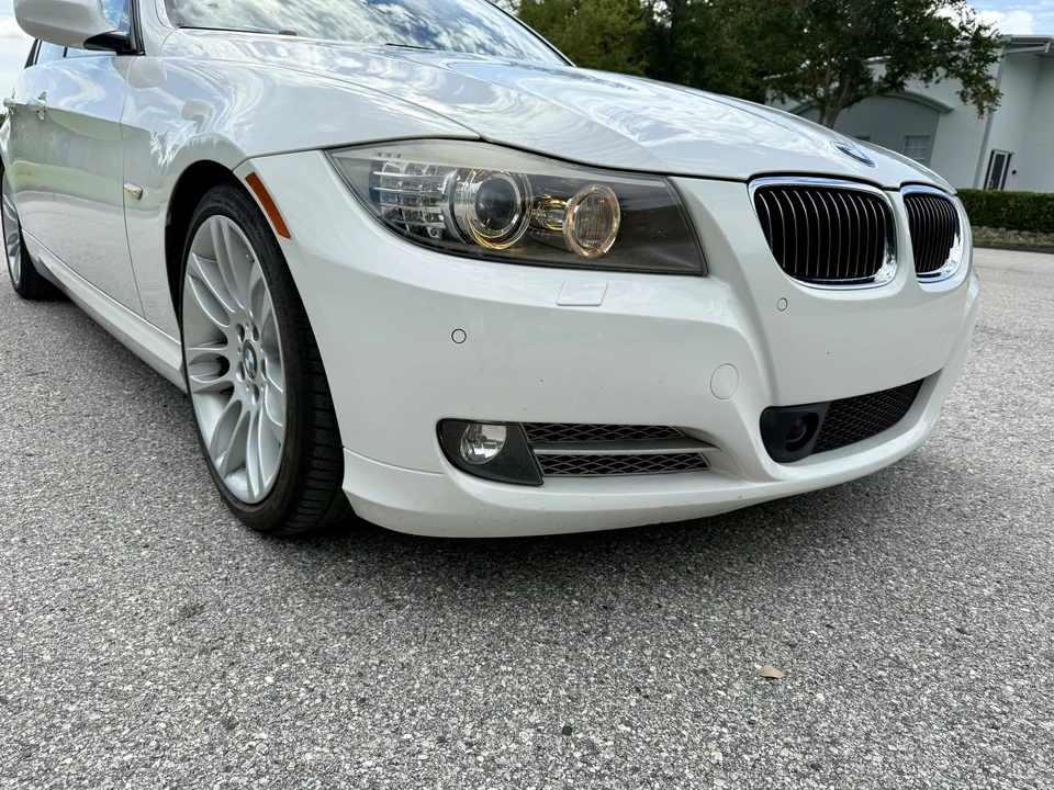 2009 BMW E90 3 Series Sedan - Image 20 of 31