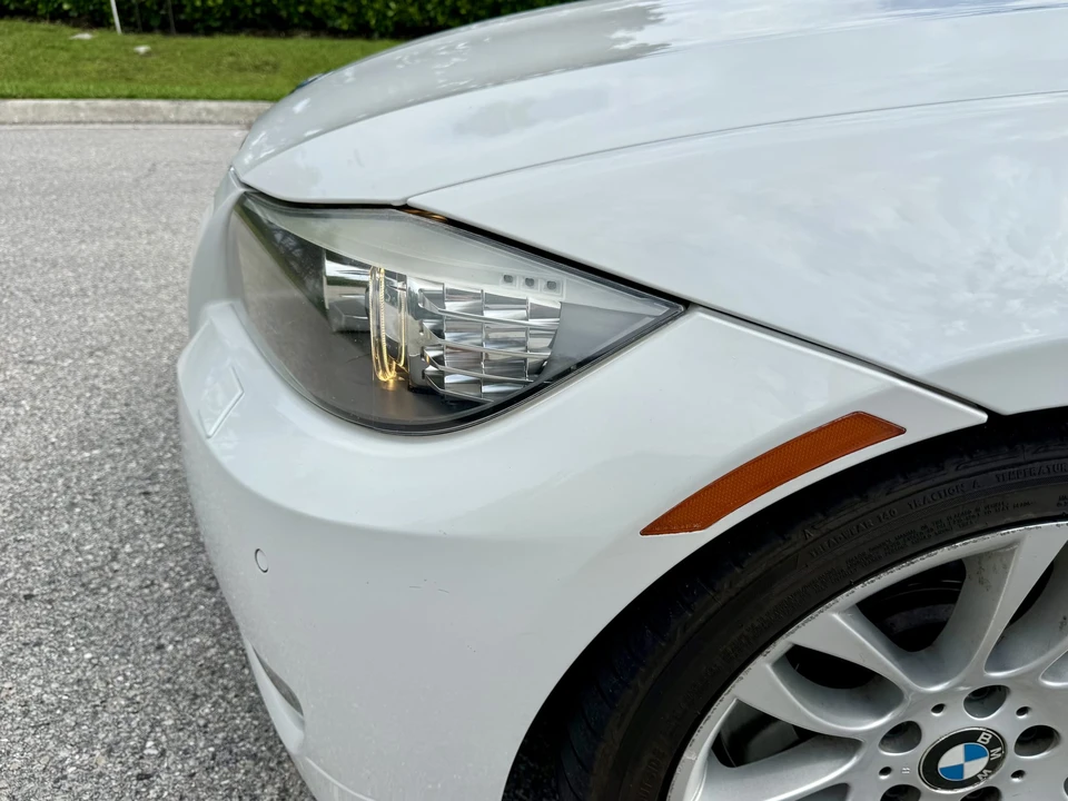 2009 BMW E90 3 Series Sedan - Image 28 of 31