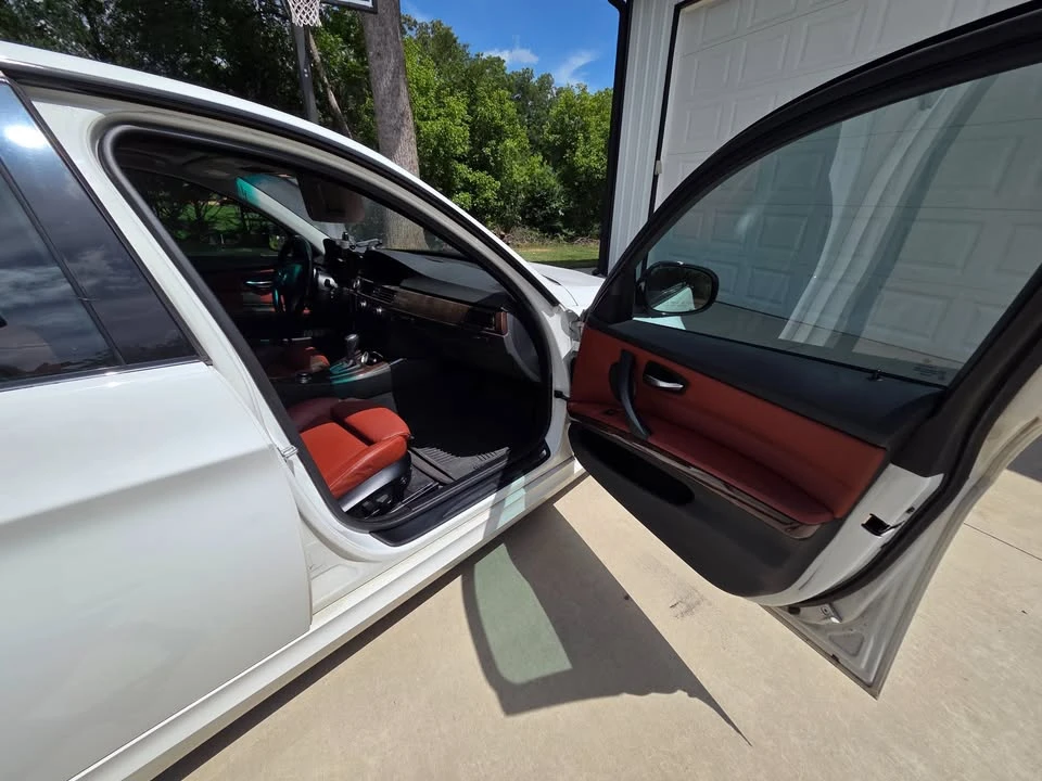 2009 BMW E90 335i Sedan - Image 11 of 13