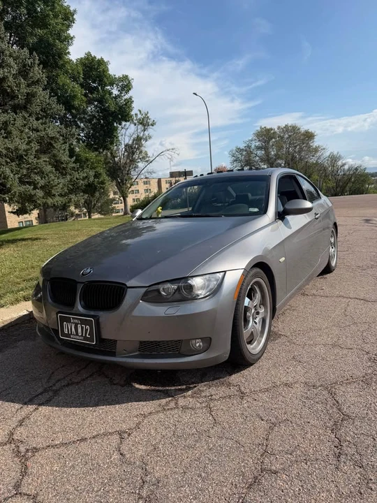 2009 BMW E90 335i Sedan - Image 2 of 8