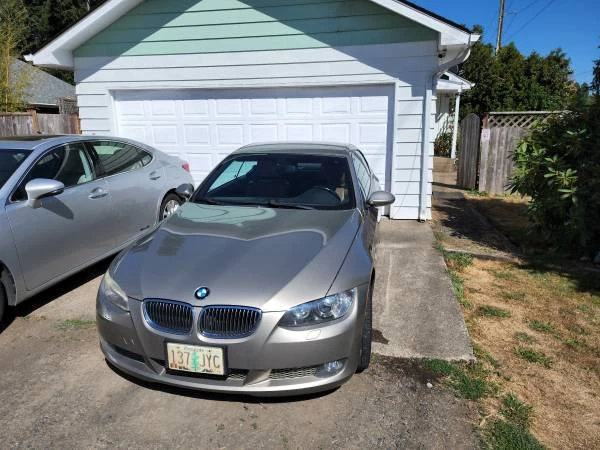 2009 BMW E93 335i Convertible - Image 2 of 4