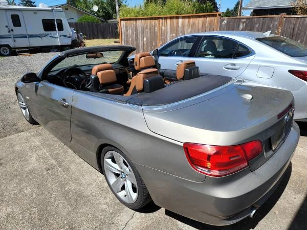2009 BMW E93 335i Convertible - Image 4 of 4