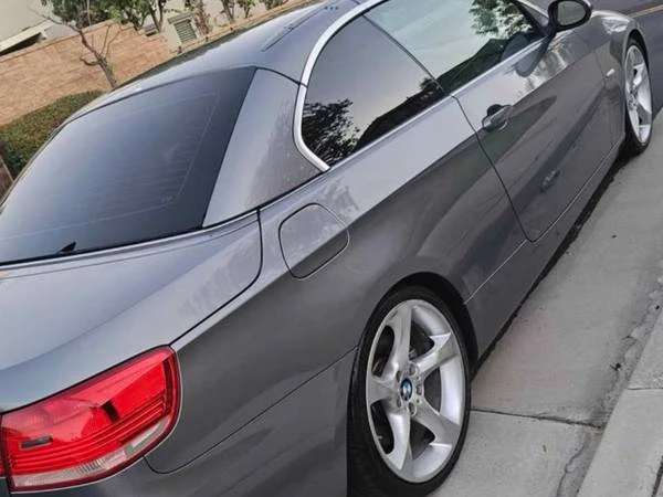 2009 BMW E93 335i Convertible - Image 2 of 3