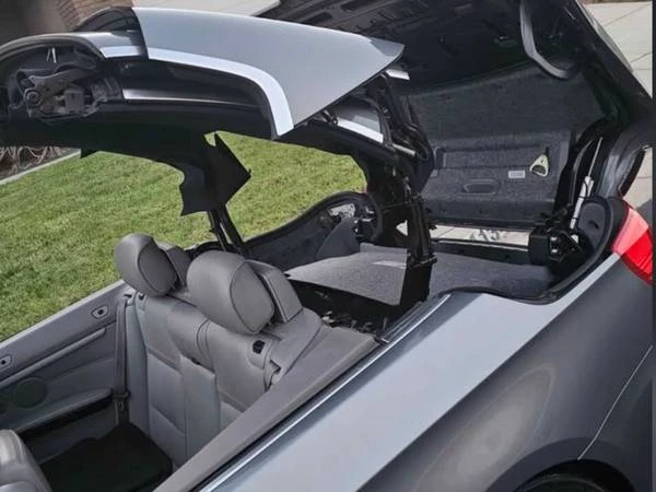 2009 BMW E93 335i Convertible - Image 3 of 3
