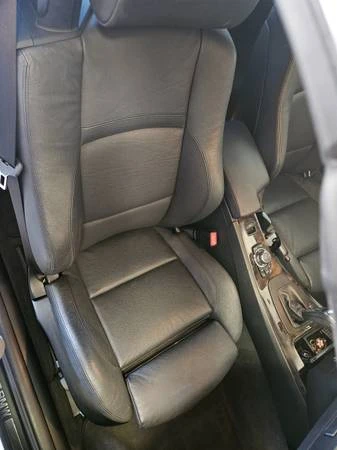 2009 BMW E93 335i Convertible - Image 10 of 11