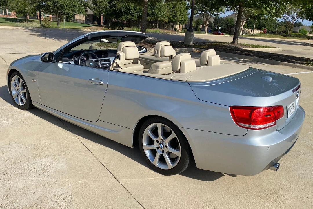 2009 BMW E93 335i Convertible - Image 4 of 31