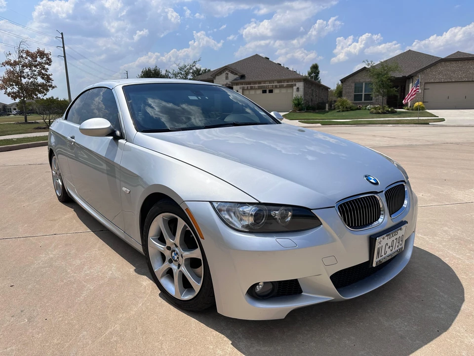 2009 BMW E93 335i Convertible - Image 21 of 31