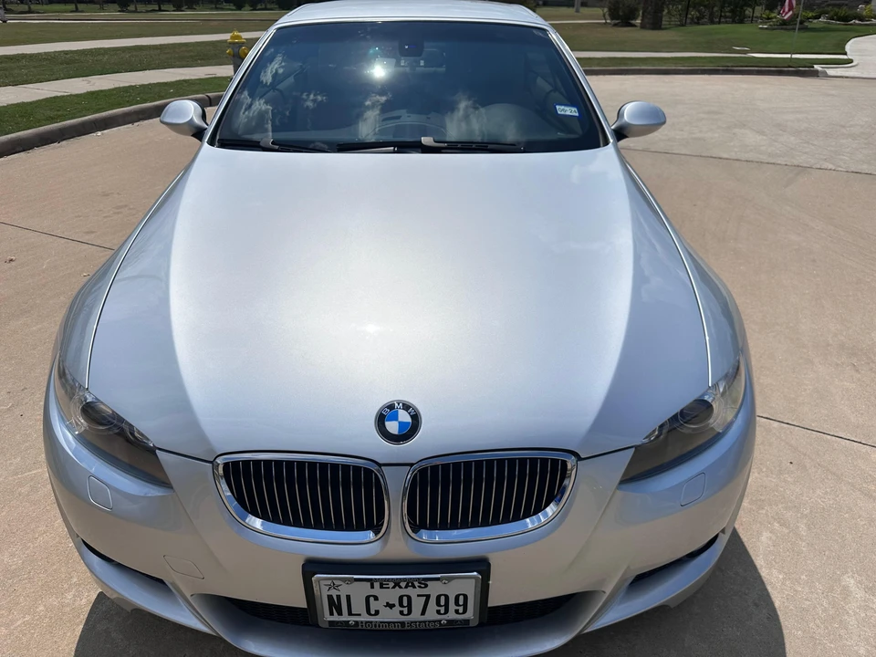 2009 BMW E93 335i Convertible - Image 13 of 31