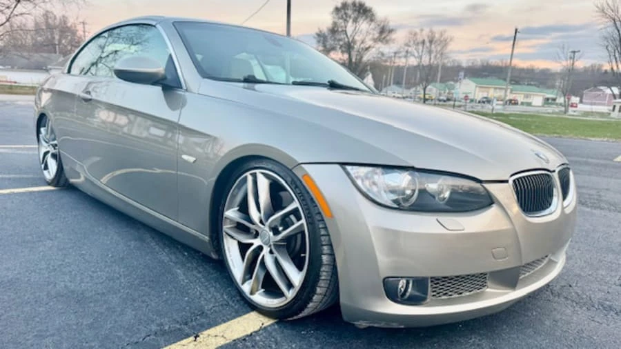 2009 BMW E93 335i Convertible - Image 4 of 14