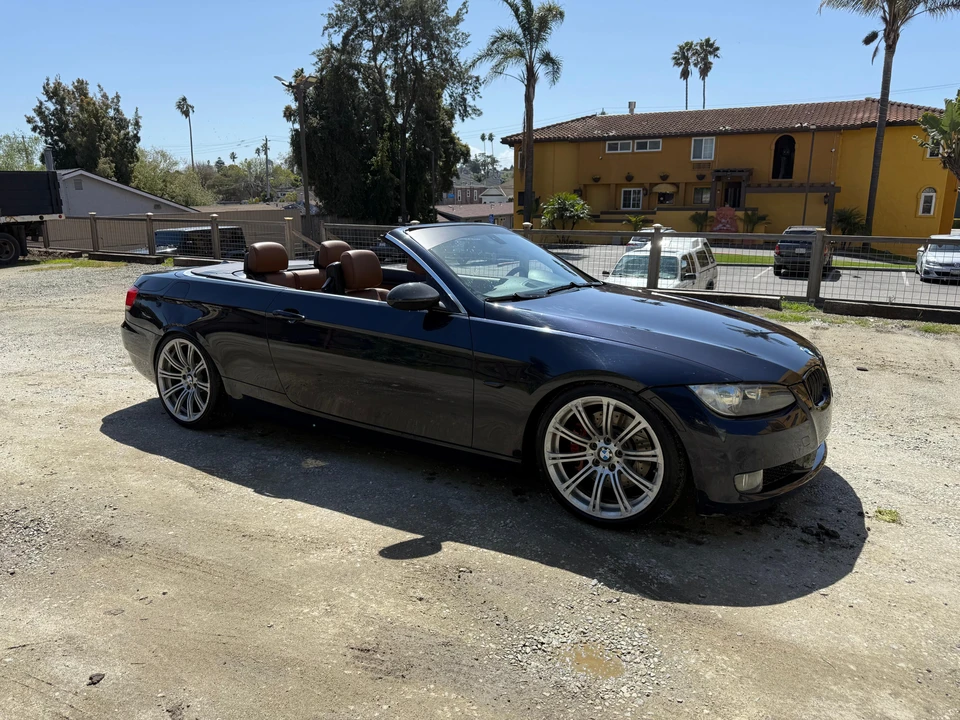 2009 BMW E93 335i Convertible - Image 23 of 31