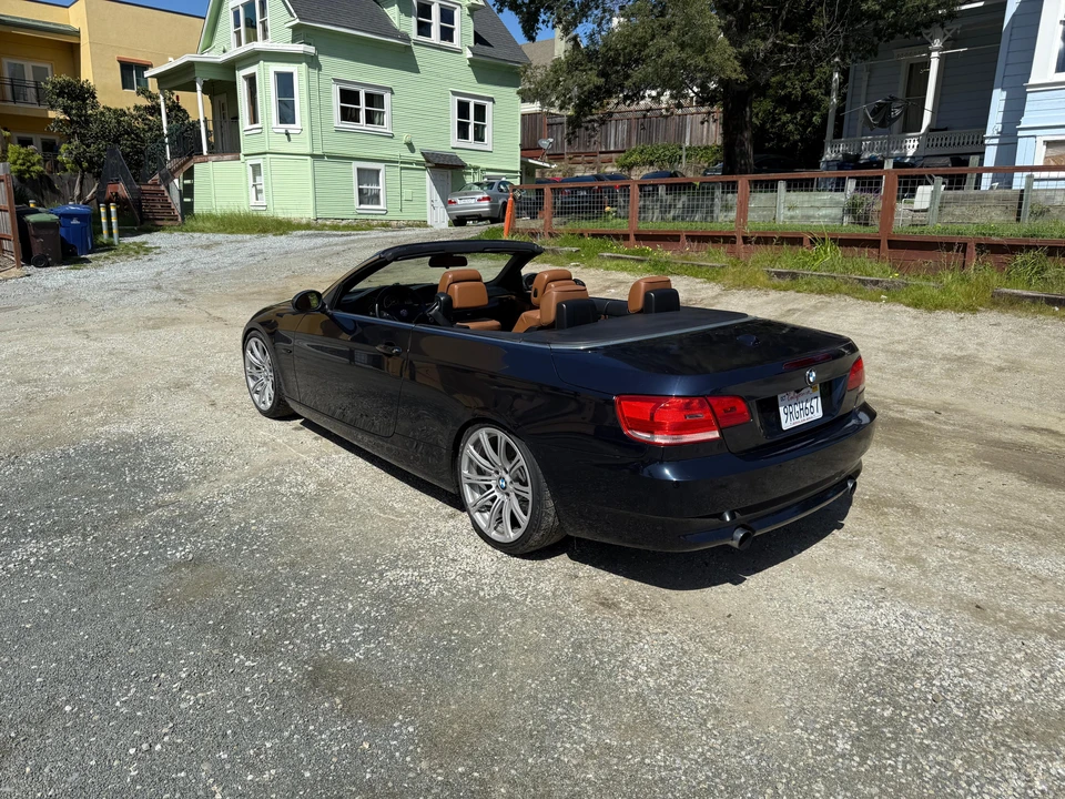 2009 BMW E93 335i Convertible - Image 16 of 31