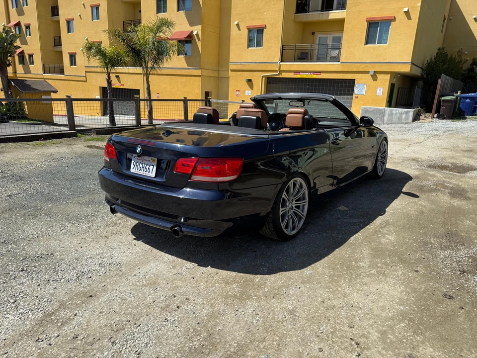 2009 BMW E93 335i Convertible - Image 19 of 31