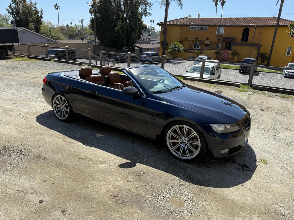 2009 BMW E93 335i Convertible - Image 24 of 31