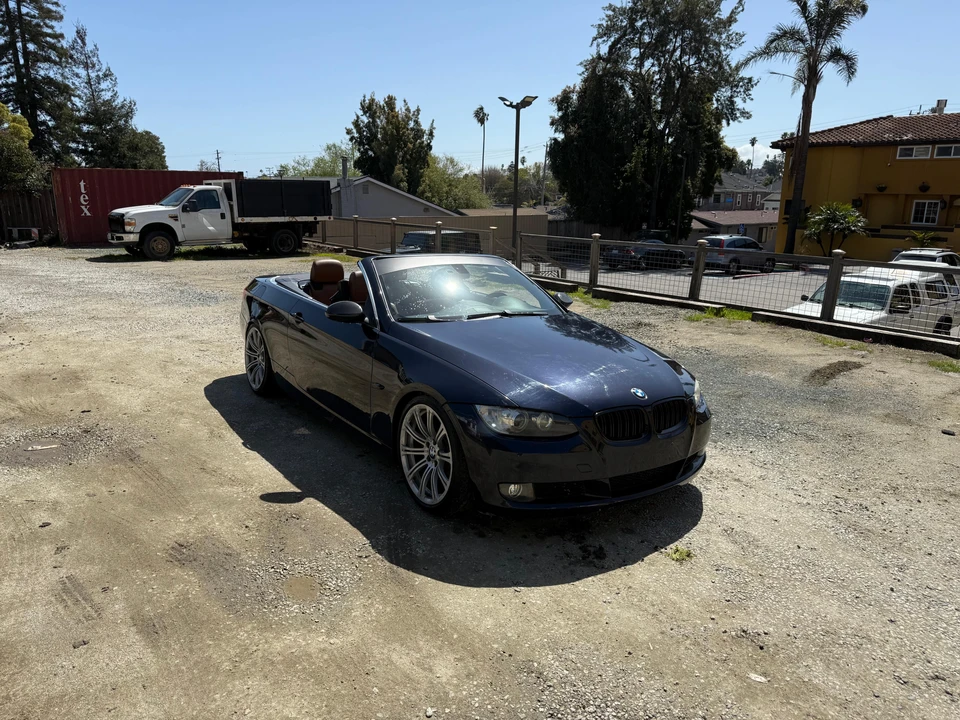 2009 BMW E93 335i Convertible - Image 26 of 31