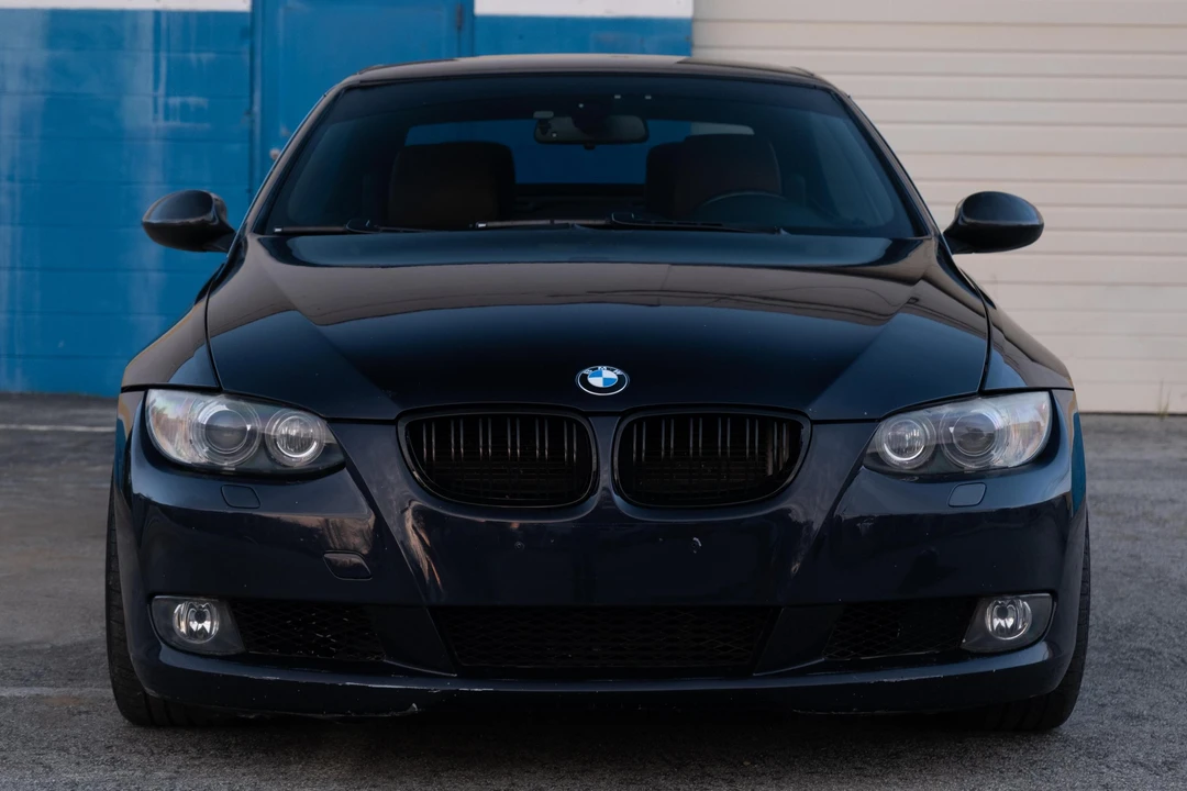 2009 BMW E93 335i Convertible - Image 2 of 31