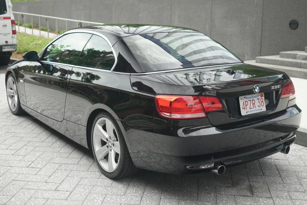 2009 BMW E93 335i Convertible - Image 4 of 7