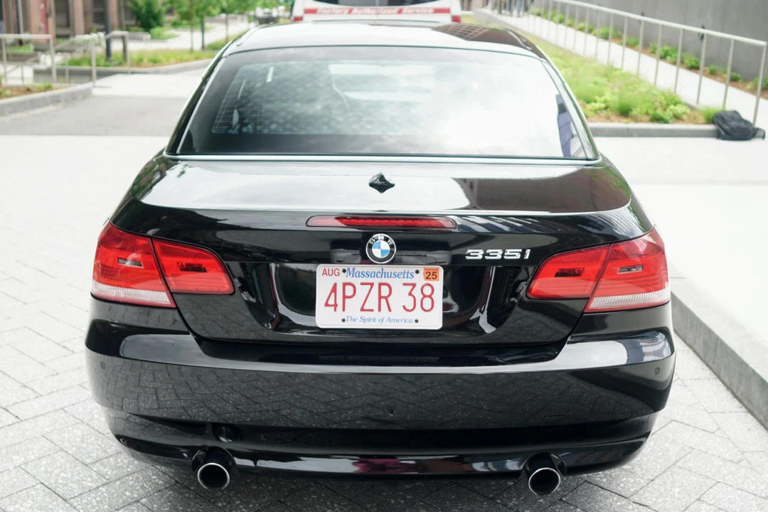 2009 BMW E93 335i Convertible - Image 5 of 7