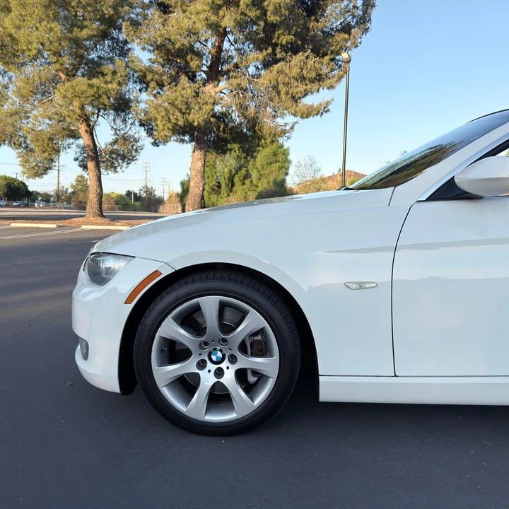 2009 BMW E93 335i Convertible - Image 23 of 31