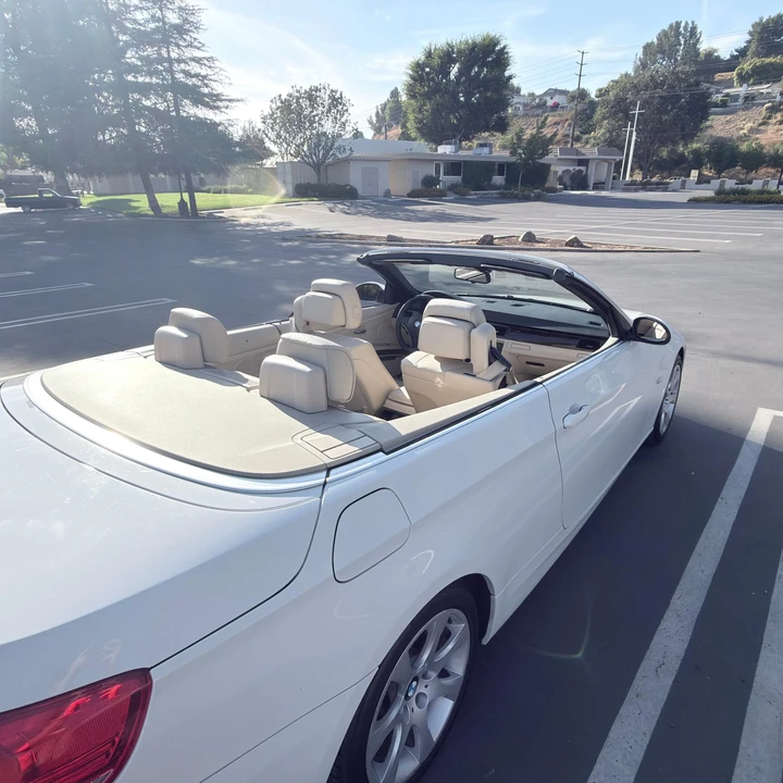 2009 BMW E93 335i Convertible - Image 17 of 31