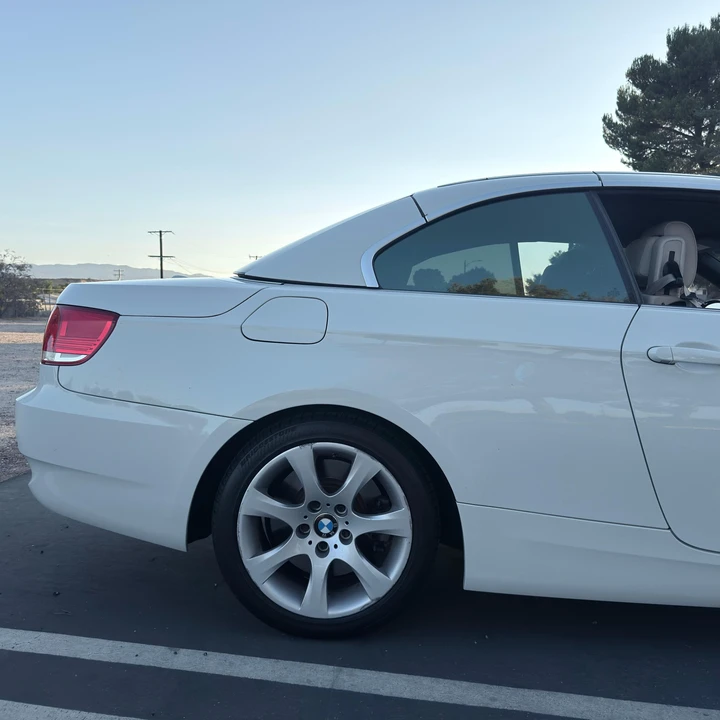 2009 BMW E93 335i Convertible - Image 25 of 31