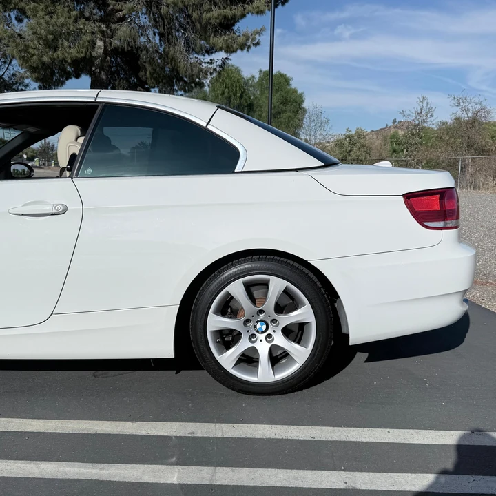 2009 BMW E93 335i Convertible - Image 20 of 31
