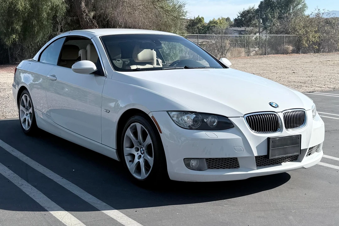 2009 BMW E93 335i Convertible - Image 12 of 31