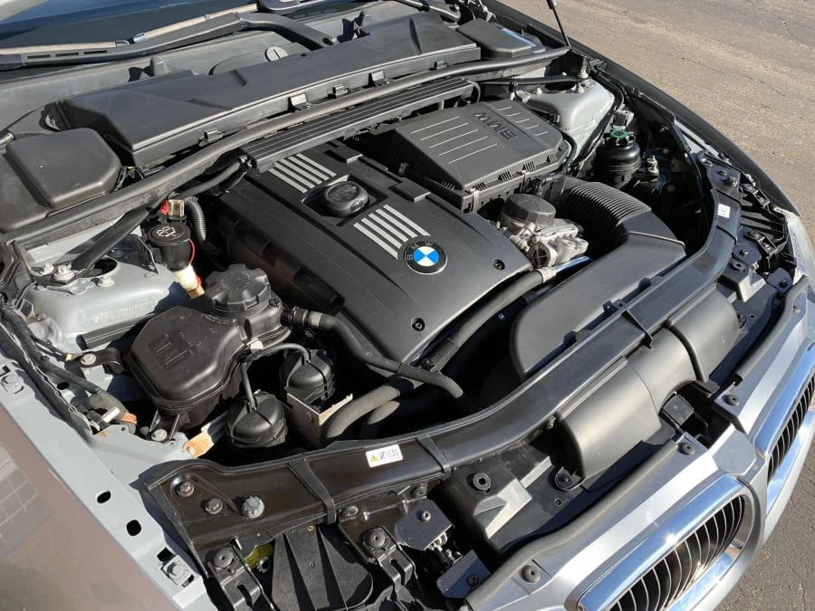 2009 BMW E93 335i Convertible - Image 7 of 10