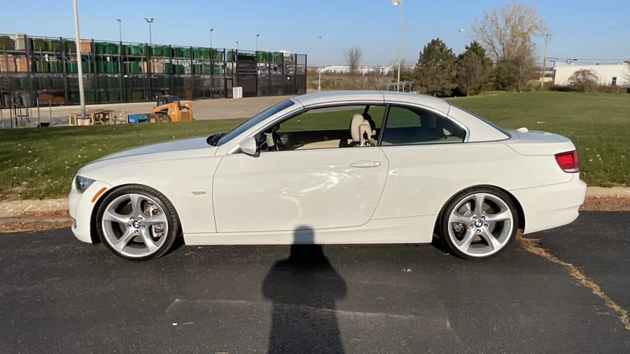 2009 BMW E93 335i Convertible - Image 2 of 14