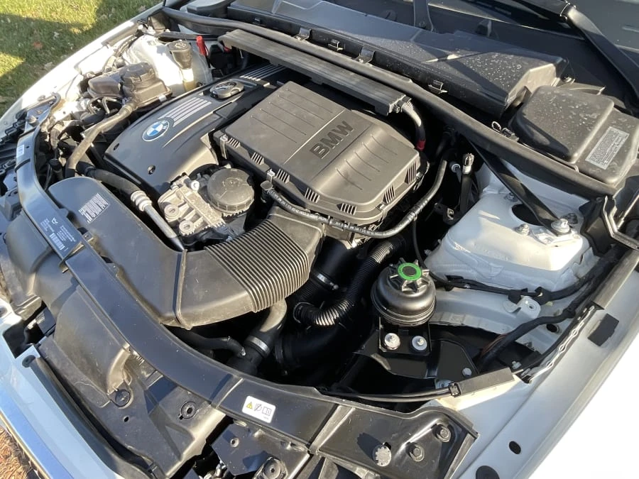 2009 BMW E93 335i Convertible - Image 14 of 14