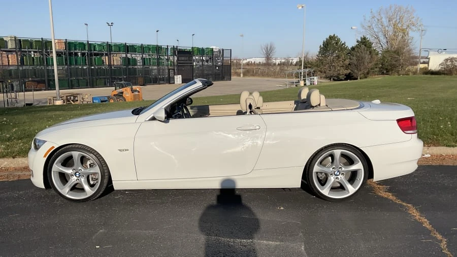 2009 BMW E93 335i Convertible - Image 4 of 14