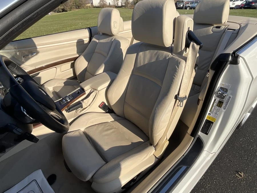 2009 BMW E93 335i Convertible - Image 10 of 14