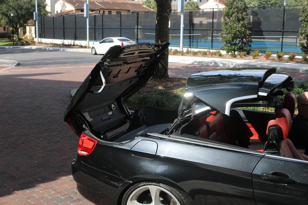 2009 BMW E93 335i Convertible - Image 20 of 22