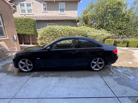 2009 BMW 335i Coupe