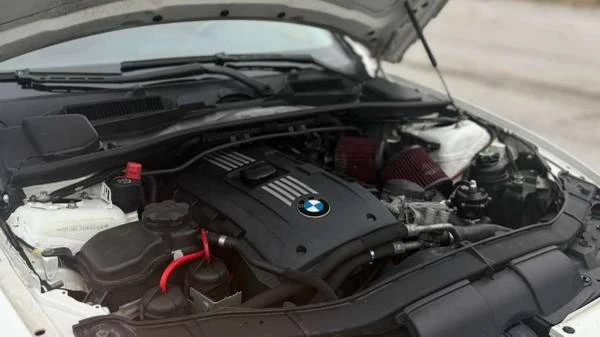 2009 BMW E92 335i Coupe - Image 16 of 21