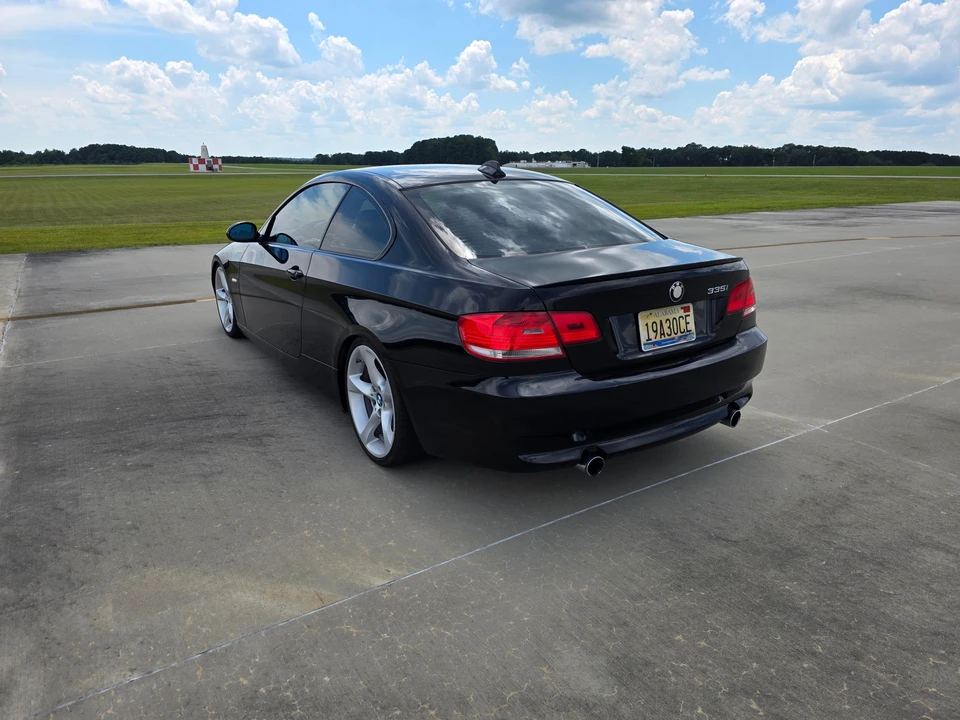 2009 BMW E92 335i Coupe - Image 9 of 31