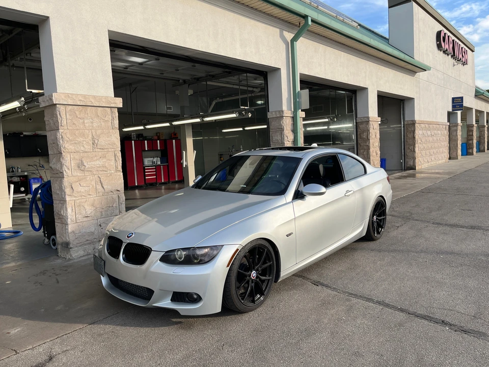 2009 BMW E92 335i Coupe - Image 11 of 31