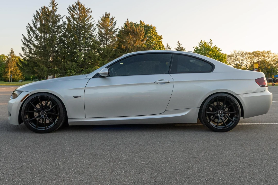 2009 BMW E92 335i Coupe - Image 3 of 31