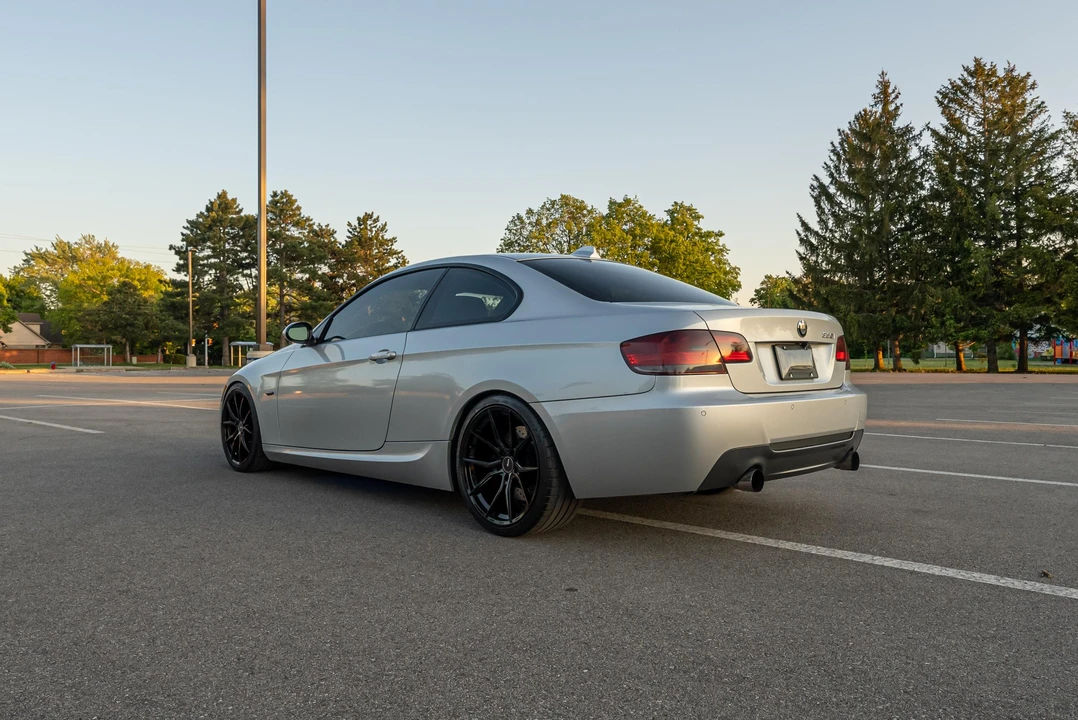 2009 BMW E92 335i Coupe - Image 16 of 31