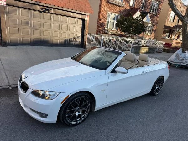 2009 BMW E93 335i Convertible - Image 5 of 21