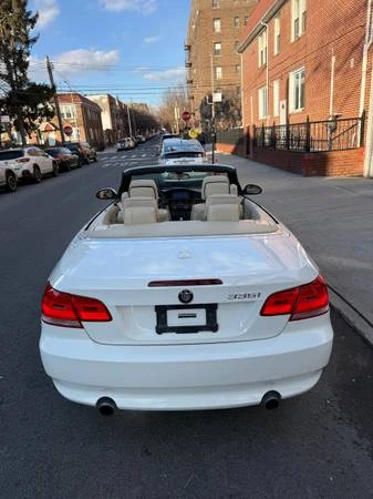 2009 BMW E93 335i Convertible - Image 9 of 21