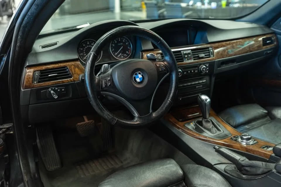 2009 BMW E93 335i Convertible - Image 10 of 14
