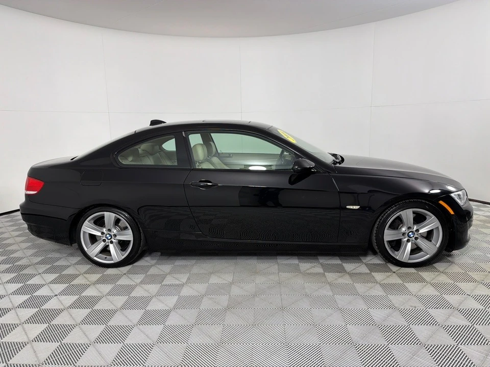 2009 BMW E90 335i Sedan - Image 4 of 12