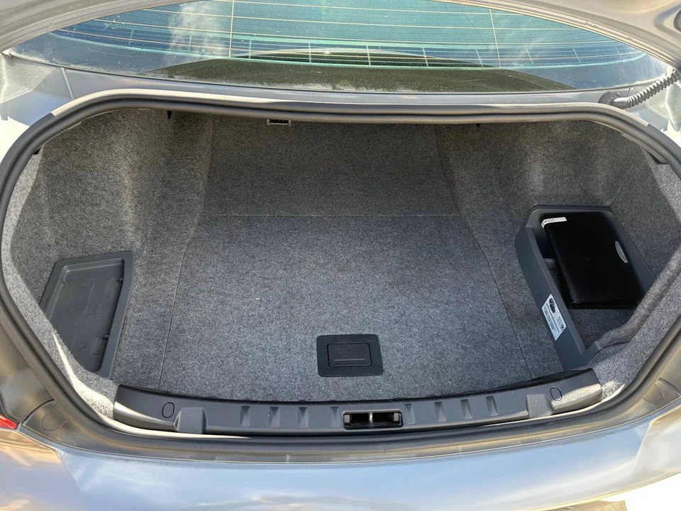 2009 BMW E90 335i Sedan - Image 13 of 13